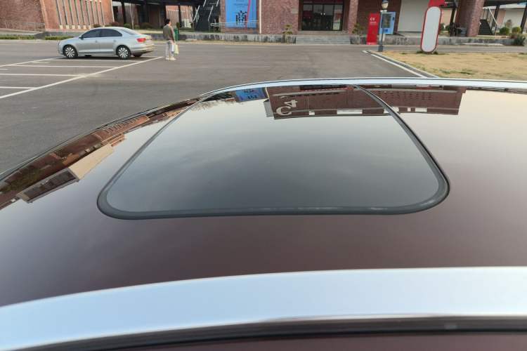 Used Volvo V60 2016 Cross Country T6 AWD
