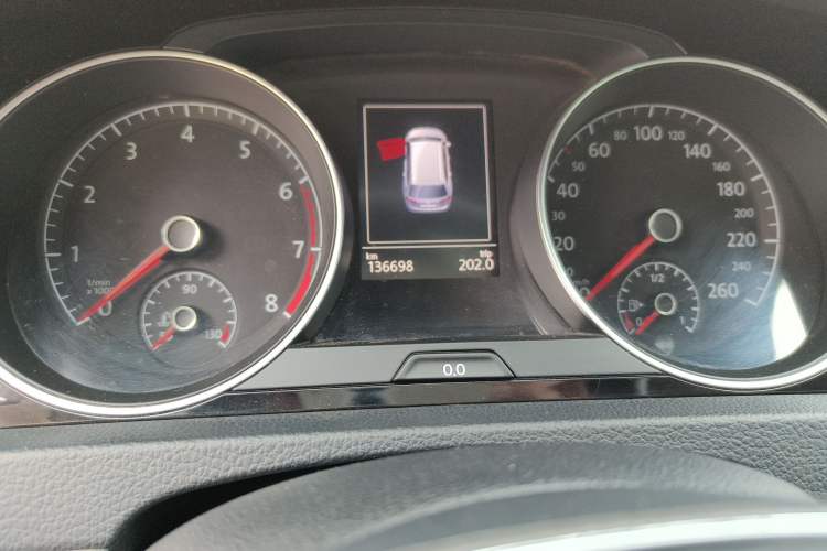 Used Volkswagen Golf 2014 1.4TSI Luxury Travel Edition
