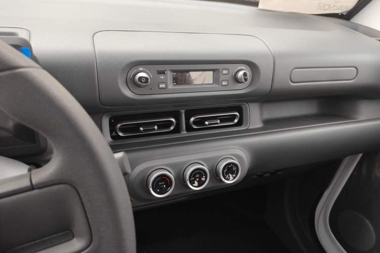 Used Wuling Zhiguang New Energy 2025 Comfort Model