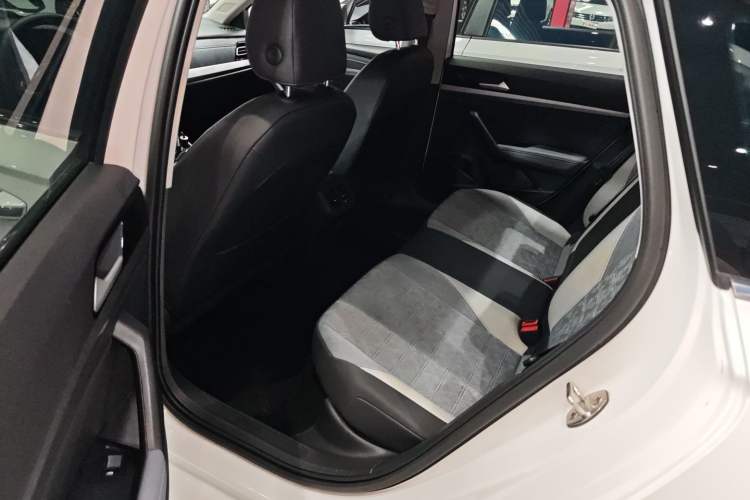 Used Volkswagen Lavida 2023 300TSI DSG Full-Comfort Edition Interior 3