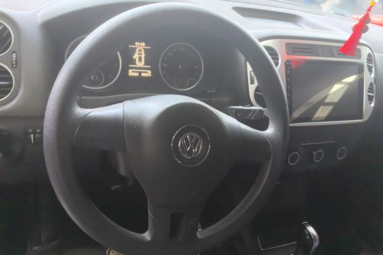 Used Volkswagen Tiguan 2016 300TSI Automatic Two-Wheel Drive Trend Edition Steering Wheel