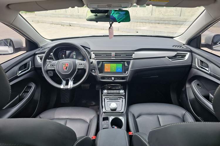 Used Roewe Ei5 2019 Luxury Edition Center Console