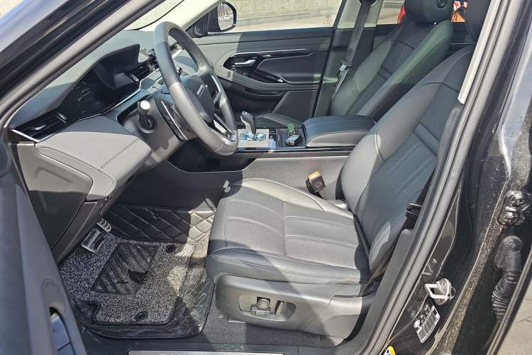 Used Land Rover Range Rover Evoque New Energy 2022 Aurora L P300e Plug-in Hybrid Electric Version