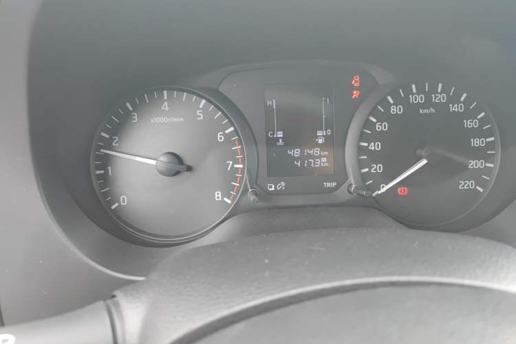 Used Nissan Navara 2017 2.5L Manual Two-Wheel Drive Flagship Version QR25