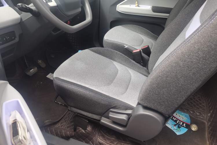 Used Chery New Energy QQ Ice Cream 2022 170km Sundae Phosphate Lithium-Ion