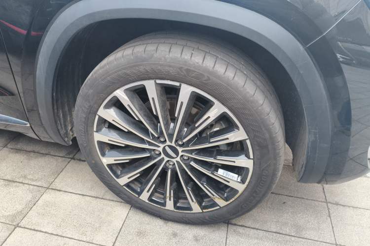 Used Geely Auto Monjaro L 2025 Dongfang Yao 2.0TD Automatic Lanxing Edition