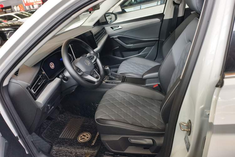 Used Volkswagen Sagitar 2023 300TSI DSG Excellence Edition
