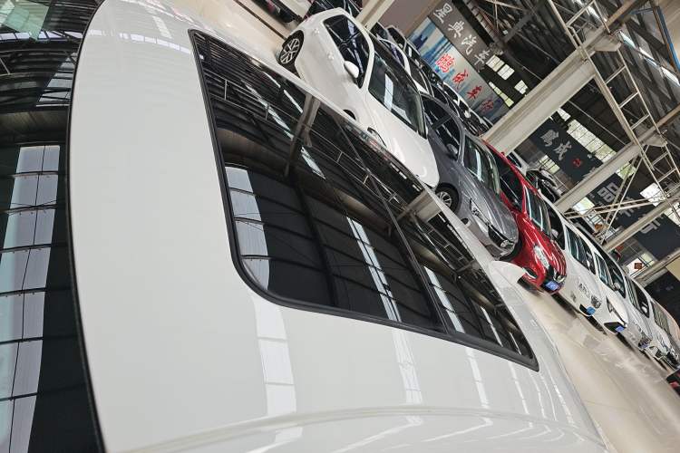 Used Chevrolet Malibu XL 2019 Redline 550T Automatic RuiLian Edition Roof