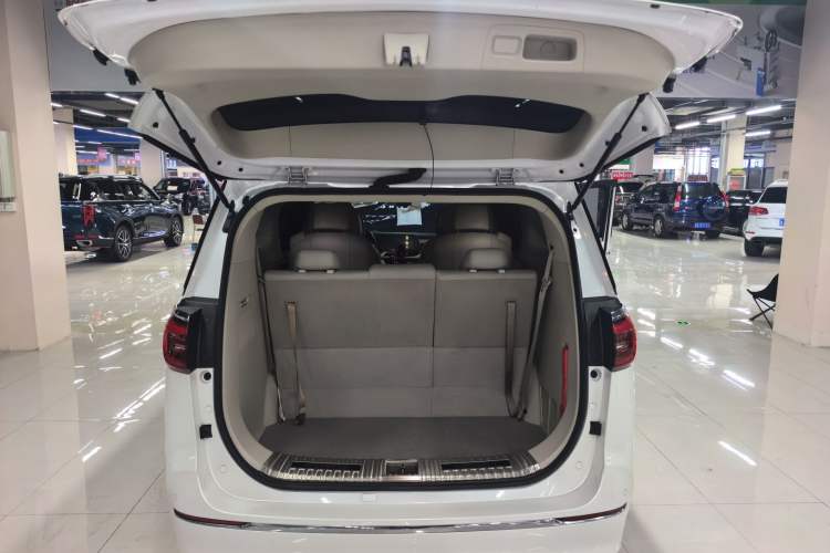 Used Buick GL8 2023 ES Lu Zun Comfort Model