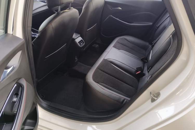 Used Buick Verano 2023 Pro GS Swift Edition Interior 3