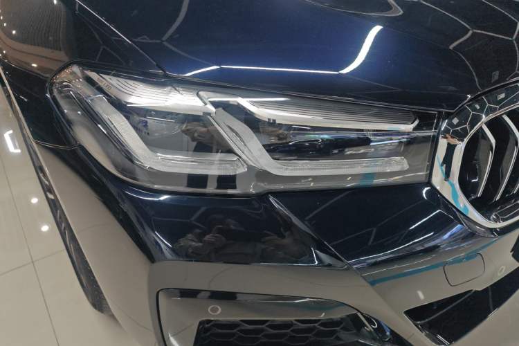 Used BMW 5 Series 2022 Revised Version 530Li xDrive M Sport Package Exterior 3