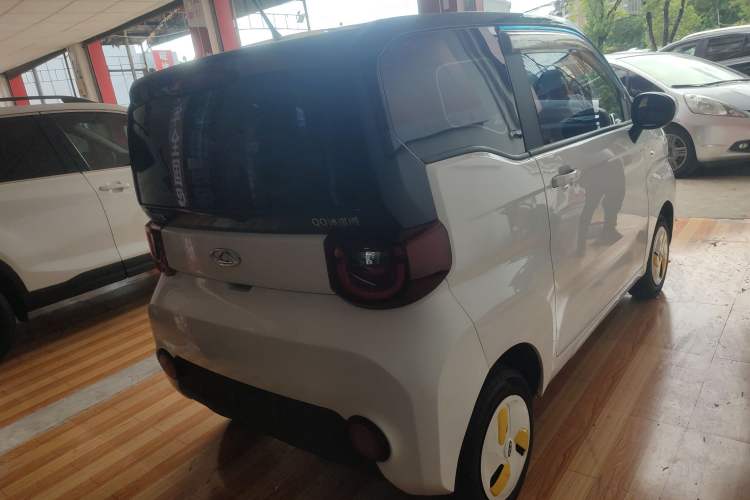 Used Chery New Energy QQ Ice Cream 2022 120km Conical Shape Lithium Iron Phosphate
