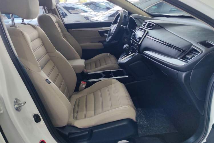 Used Honda CR-V 2021 240TURBO CVT 2WD Comfort Version Right Front Seat