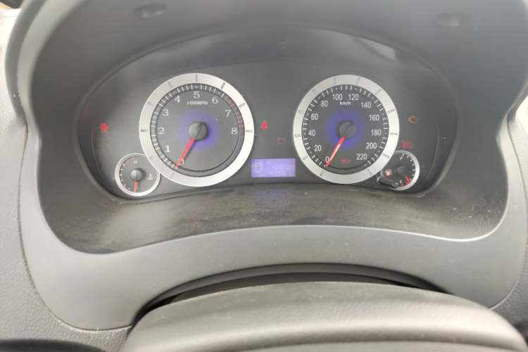 Used Geely Auto Diamond 2015 Sedan 1.5L Manual SuperDeluxe Model