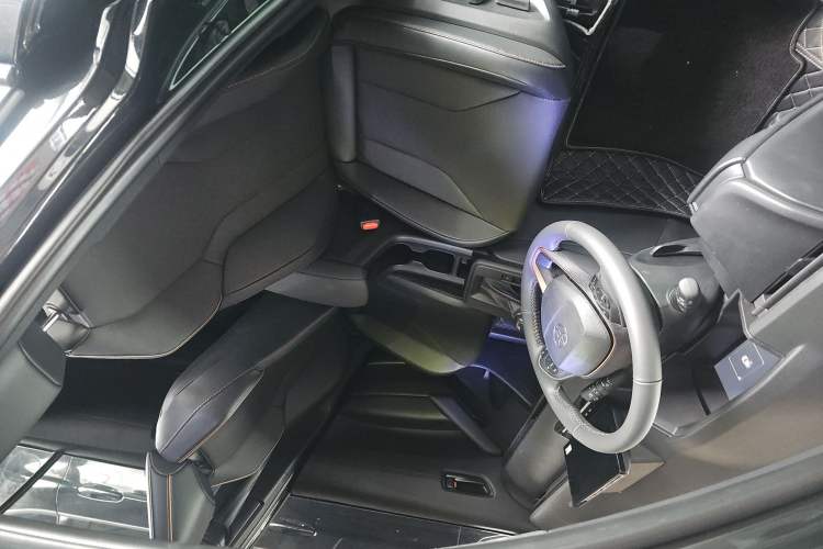 Used Toyota Corolla Cross 2026 Model 2.0L Elite Edition