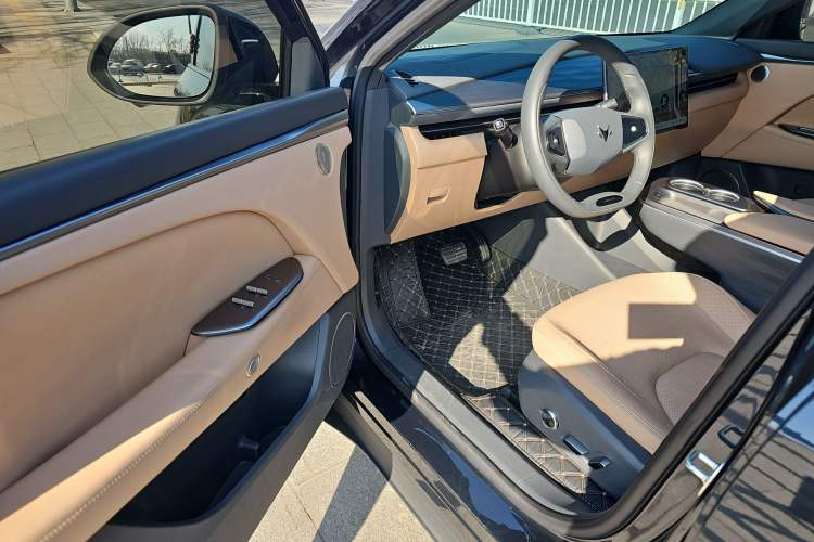 Used ARCFOX Alpha T5 2025 520 PRO
