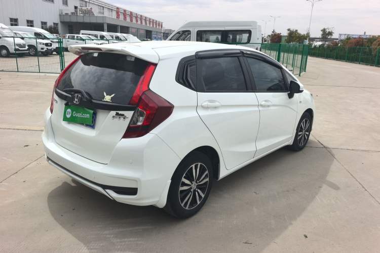 Used Honda Fit 2018 1.5L CVT Comfort Version Exterior 3