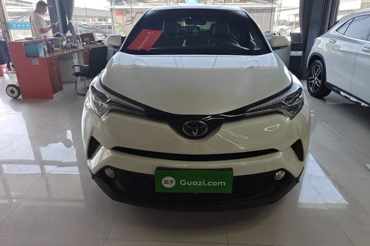 Used Toyota C-HR 2020 2.0L Luxury Edition Exterior 1