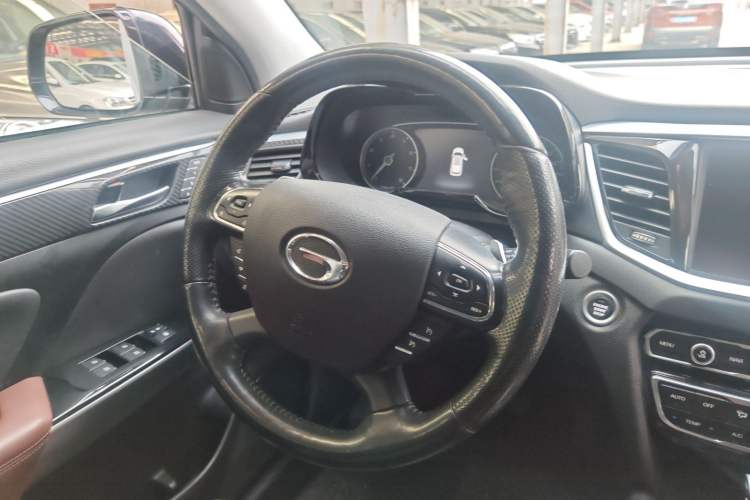 Used GAC Trumpchi GS7 2017 320T Two-Wheel-Drive Luxury Smart Connectivity Model