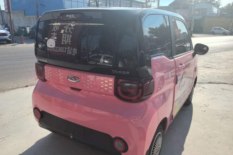 Used Chery New Energy QQ Ice Cream 2022 170km Sundae Phosphate Lithium-Ion