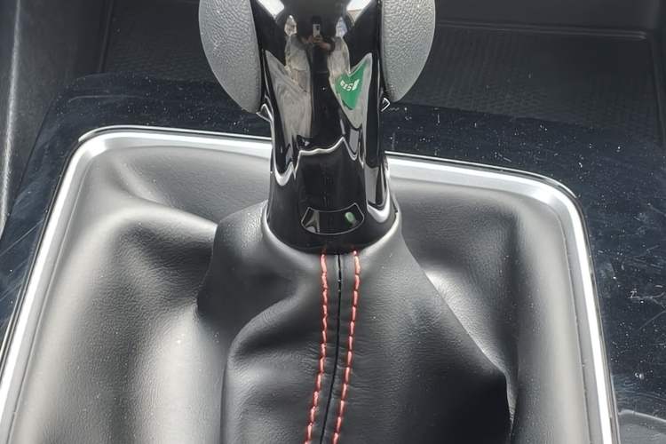 Used MG 5 2023 180 DVVT Manual Fashion Edition
