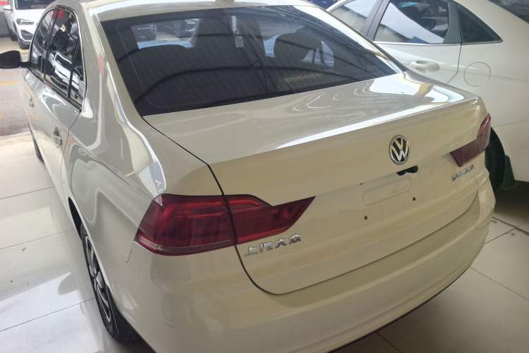 Used Volkswagen Santana 2021 1.5L Automatic Fashion Edition