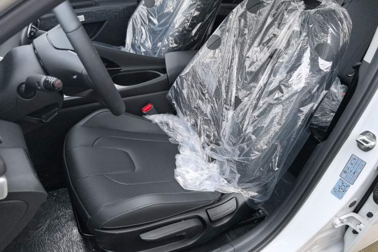 Used Hyundai Elantra 2023 1.5L CVT GLX Elite Edition Left Front Seat