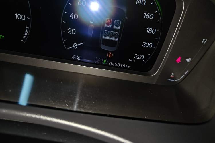 Used Honda Civic 2023 2.0L eHEV Sharp Edition Odometer Close Up