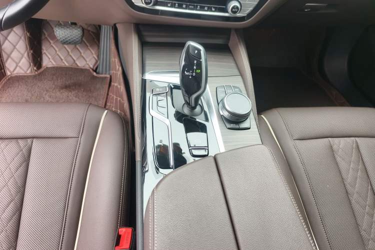 Used BMW 5 Series 2022 Updated 530Li xDrive Luxury Package
