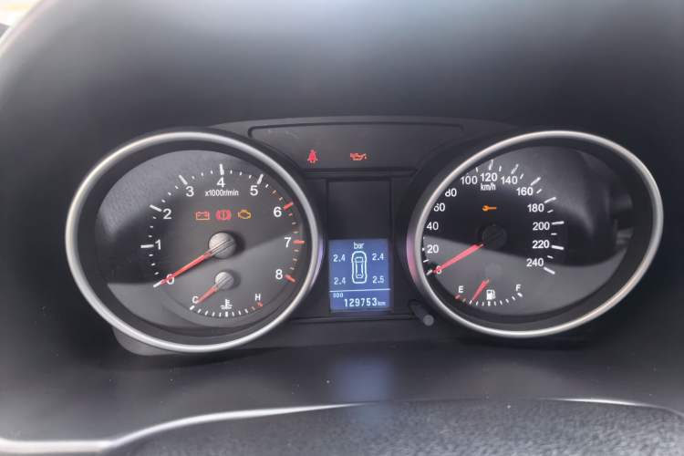 Used Haval H6 2014 Sport Edition 1.5T Manual 4x4 Elite Model Odometer Close Up