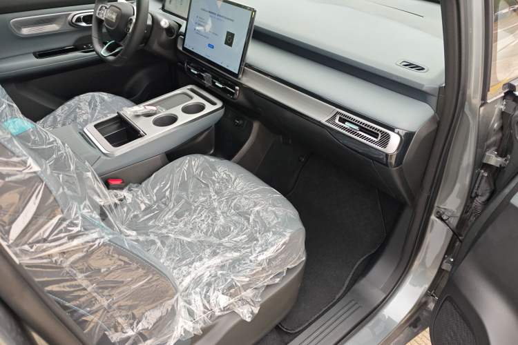 Used AION Y 2023 Plus 610 Enjoy Edition
