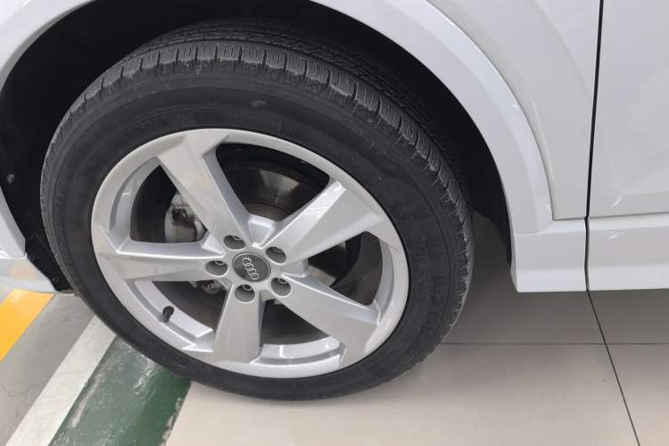 Used Audi Q2L 2020 35 TFSI Fashionable and Elegant Model