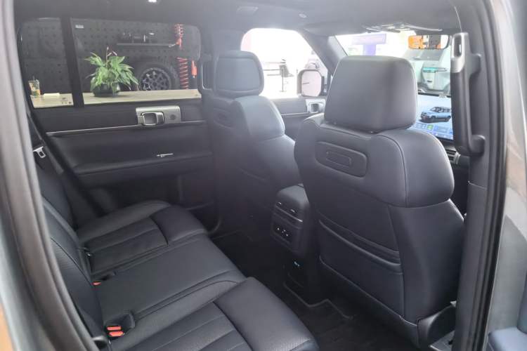 Used Formula Leopard Tai 7 2025 Model 190 km Four-Wheel Drive Ultra Edition Interior 2