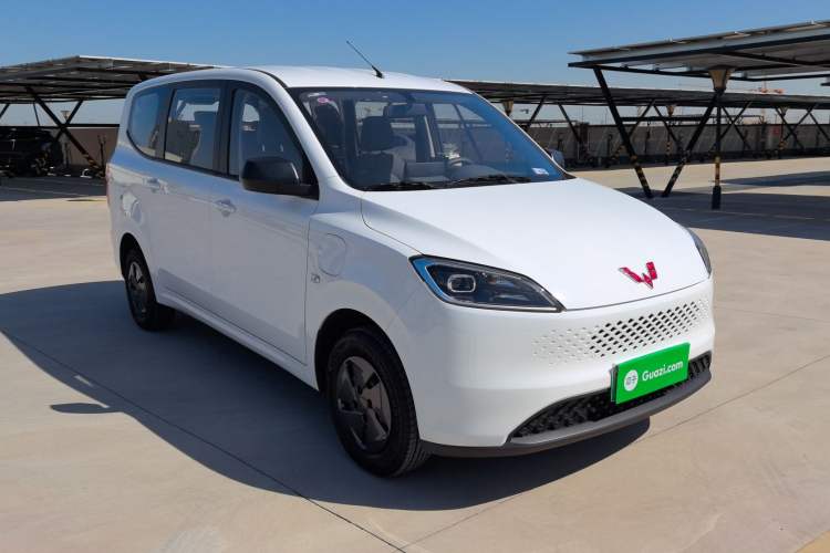 Used Wuling Hongguang New Energy 2025 Extended-Range Hybrid 50KM Comfort Version