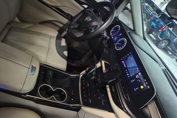 Used Buick GL8 2023 ES Lu Zun Comfort Model