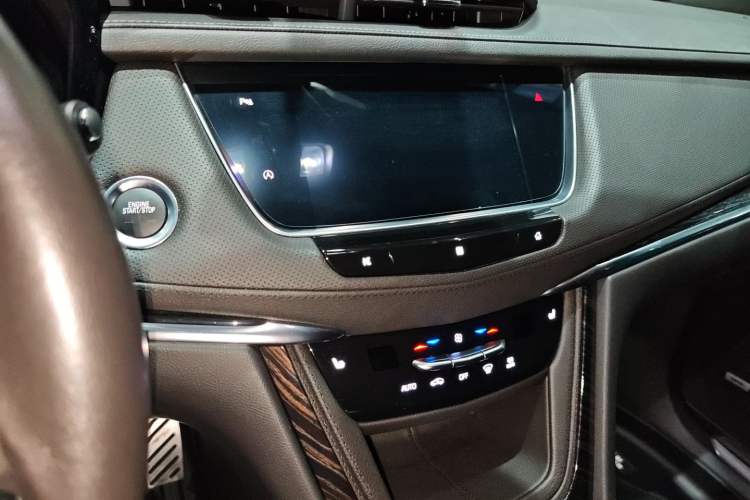 Used Cadillac XT5 2020 28T Luxury Version
