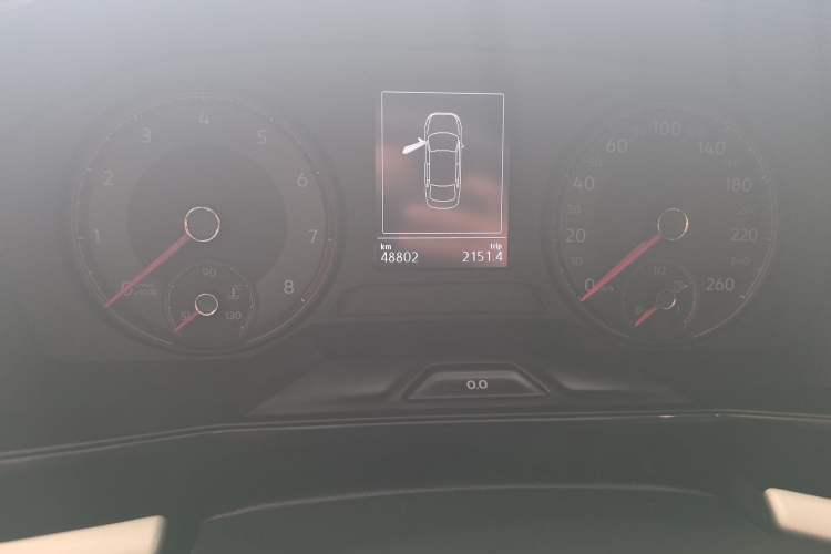 Used Volkswagen Lavida 2021 1.5L Automatic Comfort Edition Odometer Close Up