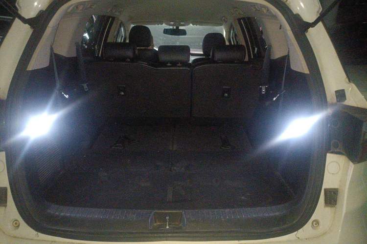 Used BYD Song MAX 2017 1.5T Automatic Smart Connect Luxury 7-Seater Trunk