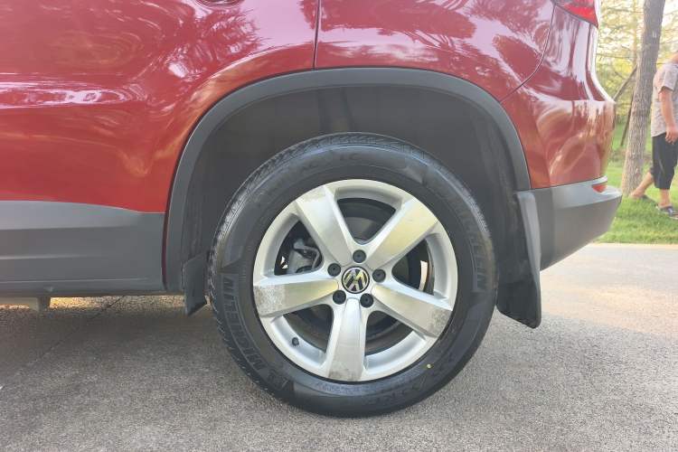 Used Volkswagen Tiguan L 2013 1.8 TSI Automatic Two-Wheel Drive Comfort Edition