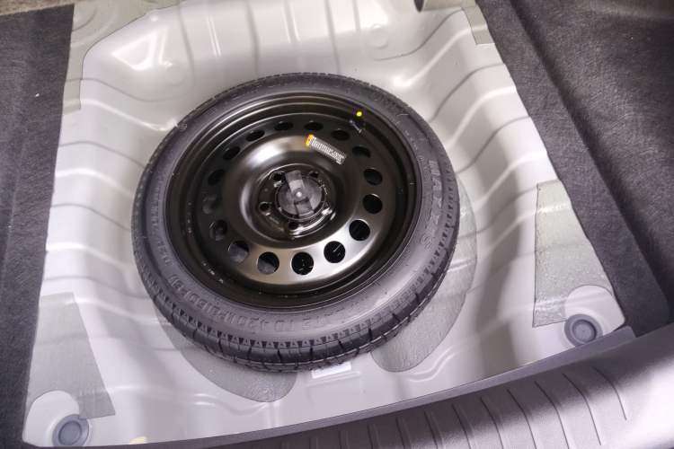 Used Buick Verano 2023 Pro GS Swift Edition Interior 10