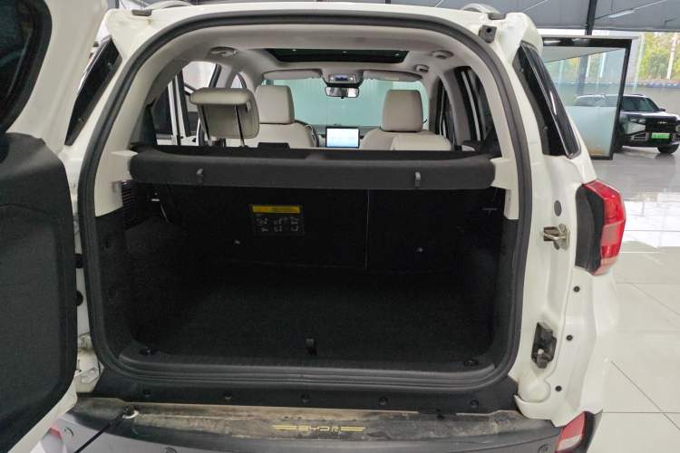 Used BYD Yuan Pro 2023 401 km Deluxe Version
