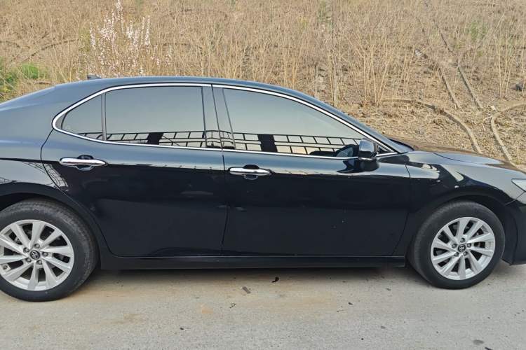 Used Toyota Camry 2021 2.0G Luxury Edition Exterior 3