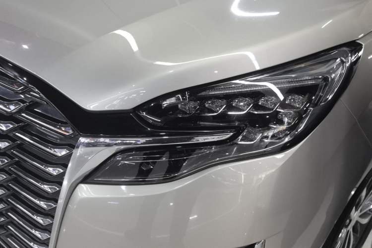 Used Buick GL8 2023 ES Lu Zun Comfort Model Left Front Headlight