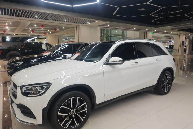 Used Mercedes-Benz GLC 2021 GLC 260 L 4MATIC Luxury Model Exterior 1