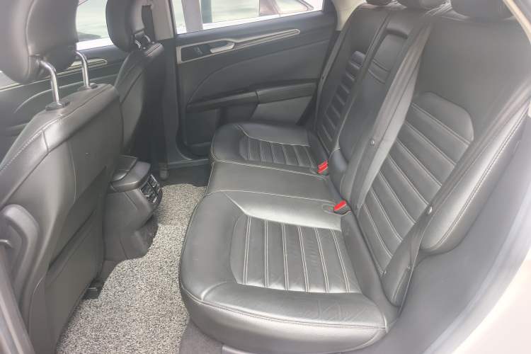 Used Ford Mondeo 2013 2.0L GTDi 200 Fashion Edition