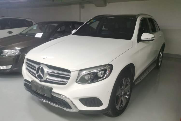 Used Mercedes-Benz GLC 2016 GLC 300 4MATIC Dynamic Model