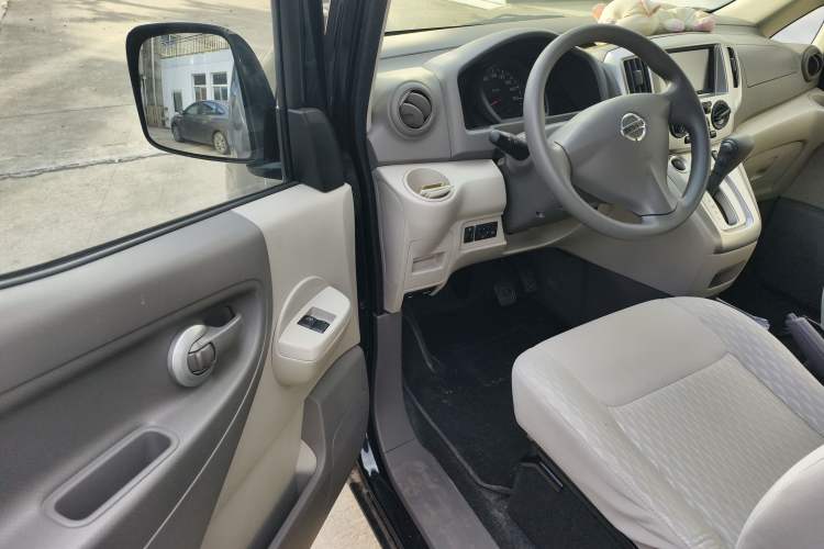Used Nissan NV200 2018 1.6L CVT Luxury Model
