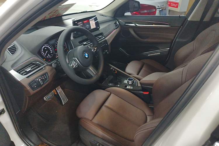 Used BMW X1 2020 xDrive25Li Luxury Edition Interior 1