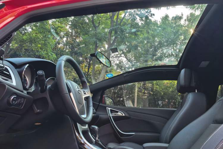 Used Opel Astra 2014 1.4T GTC Sport Model