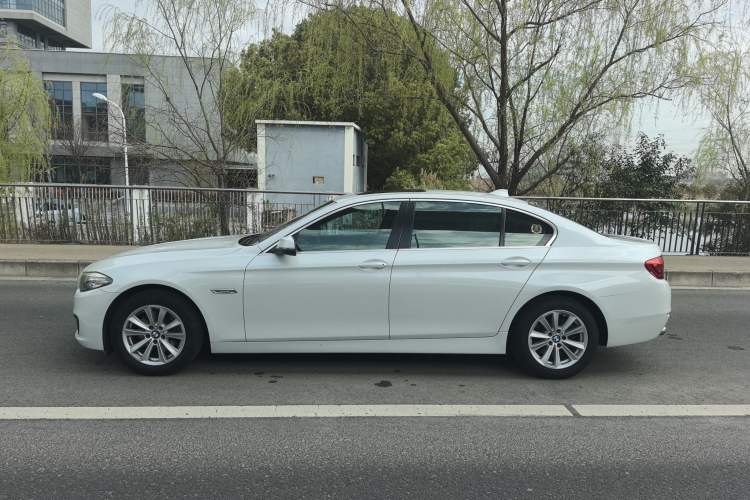 Used BMW 5 Series 2014 520Li Elegant Model